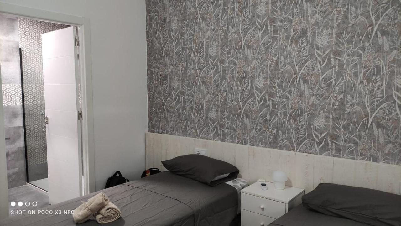 Apartamento Malvarosa Beach Private Garden Valencia Exterior foto